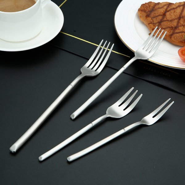 CJ-0018   Wholesale Fork Knife and Spoon Silver Besteck Set 4pcs/5pcs Silverware Stainless Steel Flatware Thicken Cutlery Set for Feast