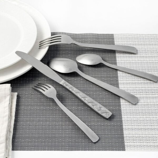 CJ-0010   Stainless steel creative set of cutlery (forks, knives, spoons) with rope texture handle It is made using a retro distressed technique Suitable for hotels and restaurants. Customizable set gift box is available